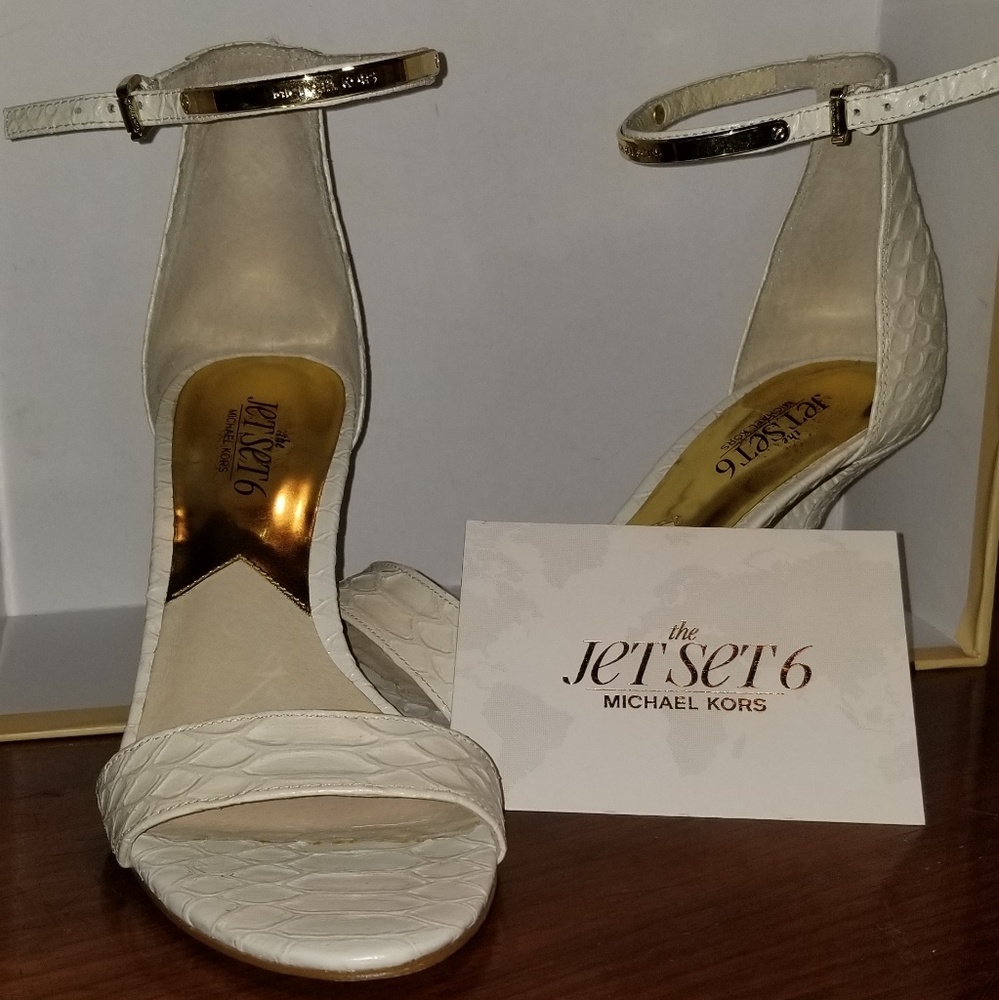 The Jet Set 6 by Michael Kors